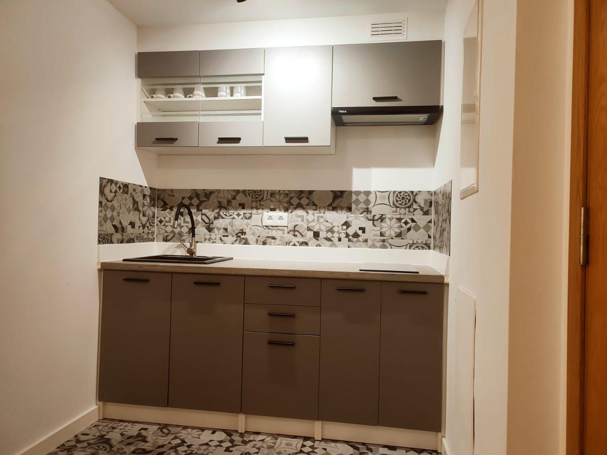 Milla Sonsuites Milladoiro Exterior photo
